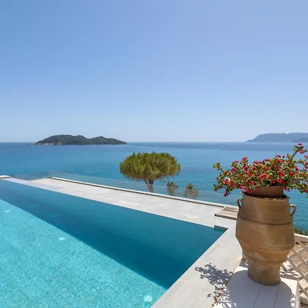 Azzure Vista Seafront Villa