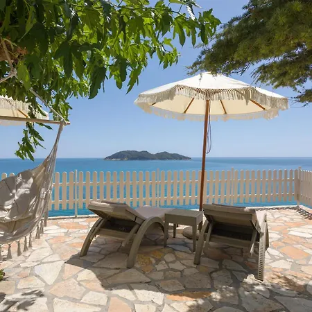 Azzure Vista Seafront Villa Villa *