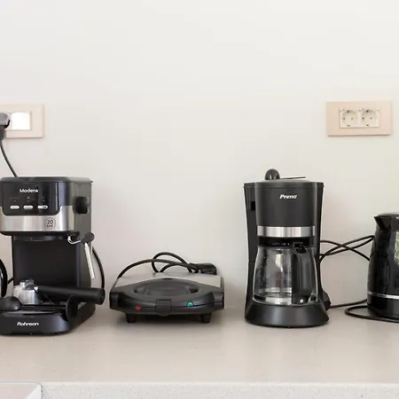 Azzure Vista Seafront Villa Villa *