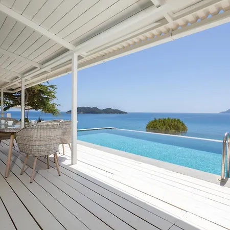 Azzure Vista Seafront Villa Villa *