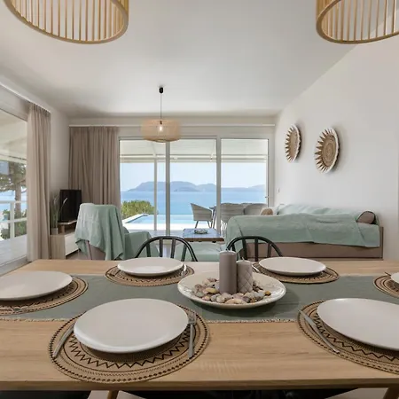 Azzure Vista Seafront Villa Villa Vasilikí