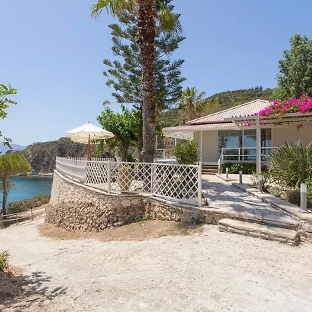 Azzure Vista Seafront Villa Vasilikí