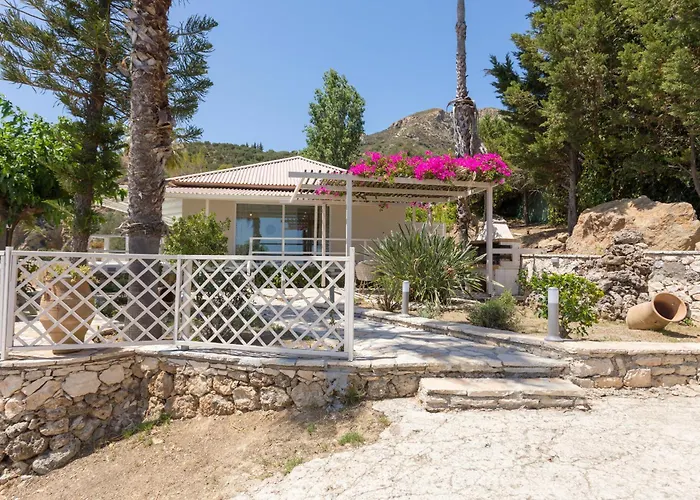 Azzure Vista Seafront Villa Vasilikí